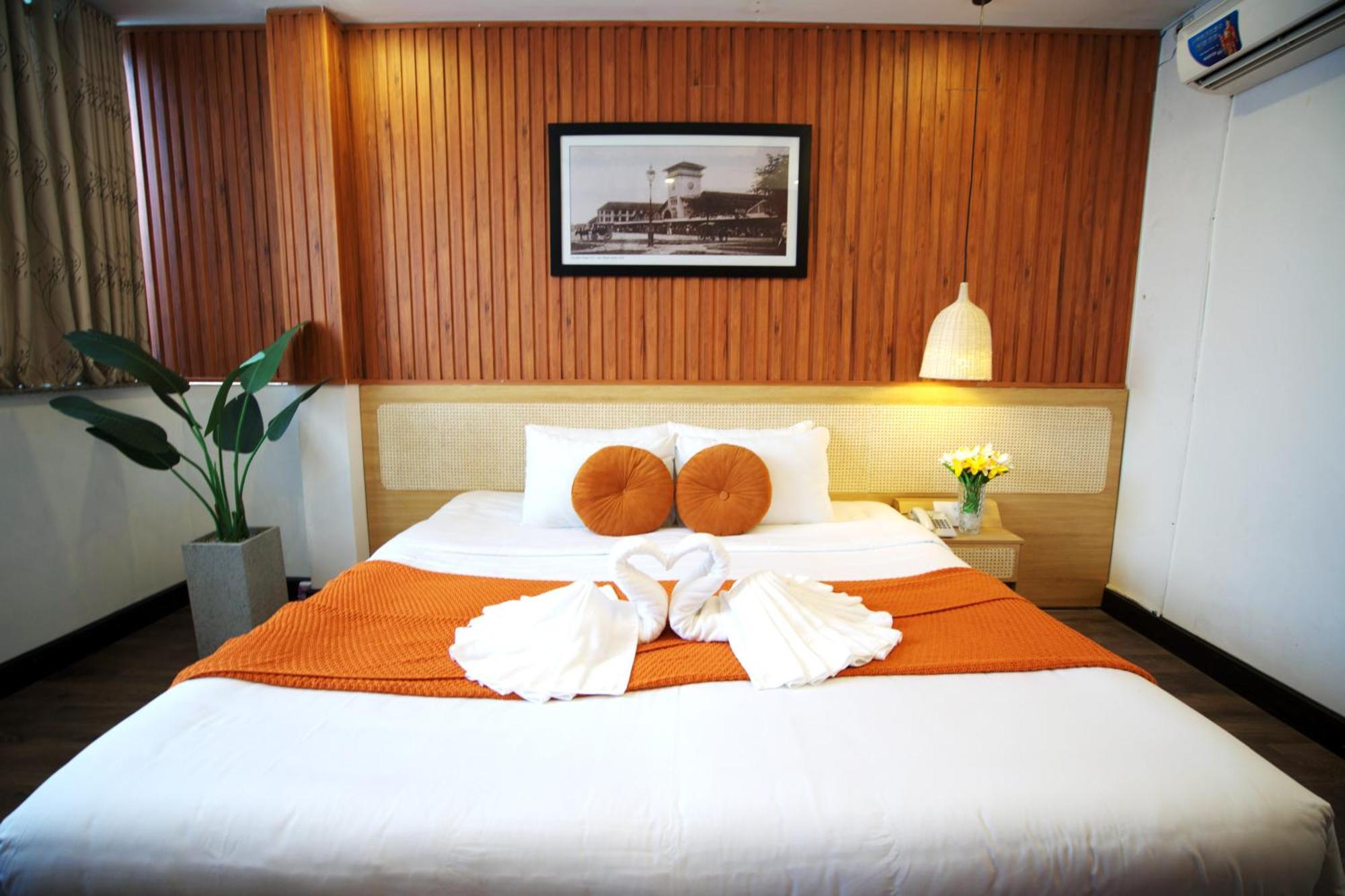 Saigon Central Hotel โฮจิมินห์ซิตี้ ภายนอก รูปภาพ